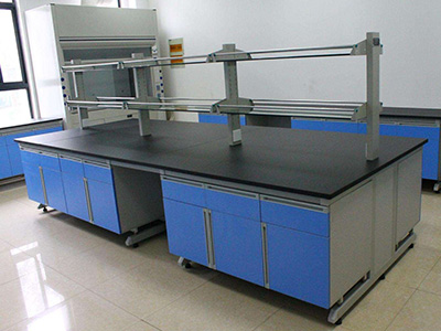 實(shí)驗(yàn)室實(shí)驗(yàn)臺(tái)的尺寸規(guī)格如何確定